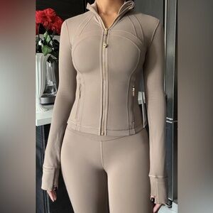 Lululemon Nulu Define Cropped Jacket
